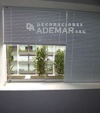 persianas horizontales para oficinas