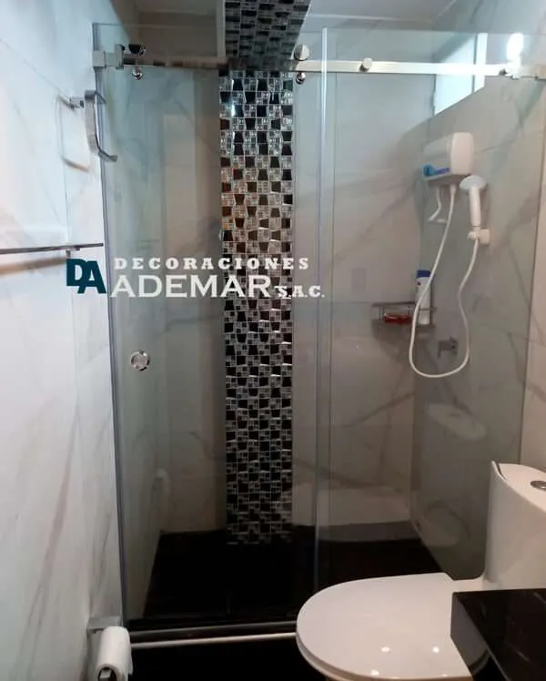 puerta corrediza de vidrio templado lima fabricado por ademar sac