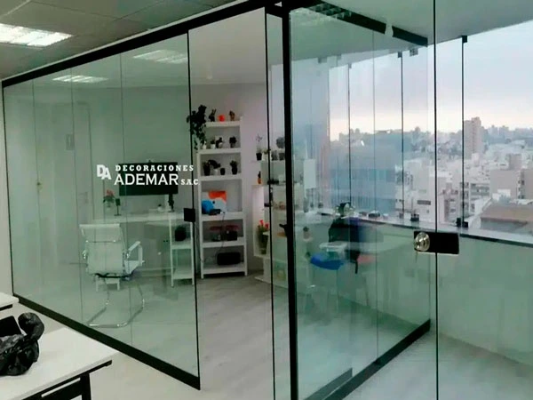 mamparas de vidrio con aluminio negro