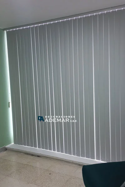 Persianas modernas a medida para hogares y oficinas en Lima