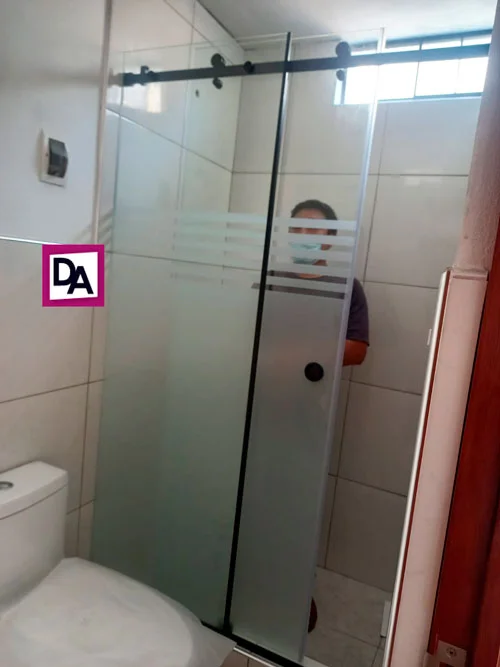puertas de duchas modernas para baños pequeños corredizas