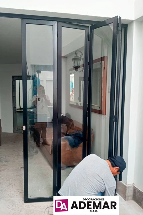 mamparas plegables de vidrio